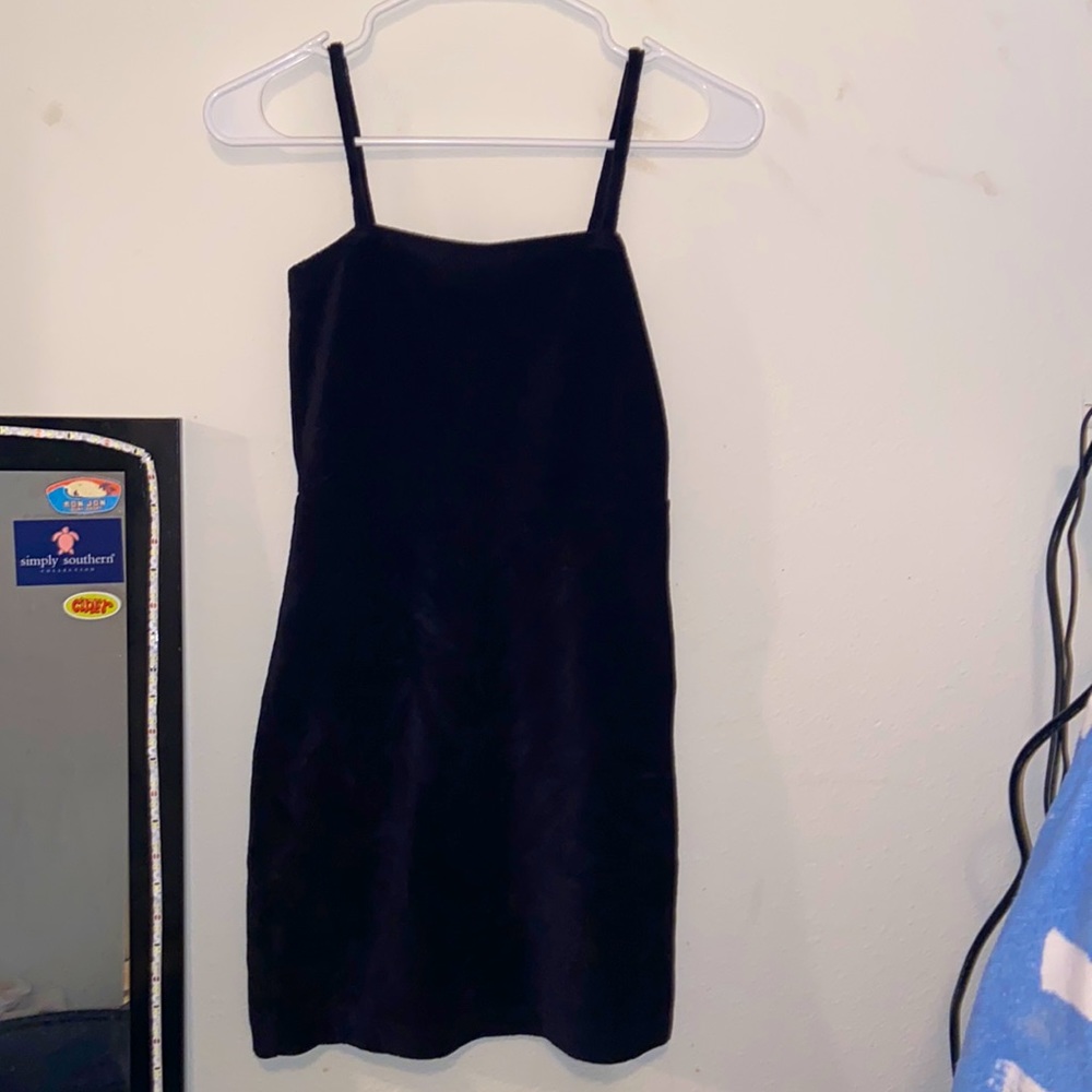 Bodycon ribbed black dress from forever 21!